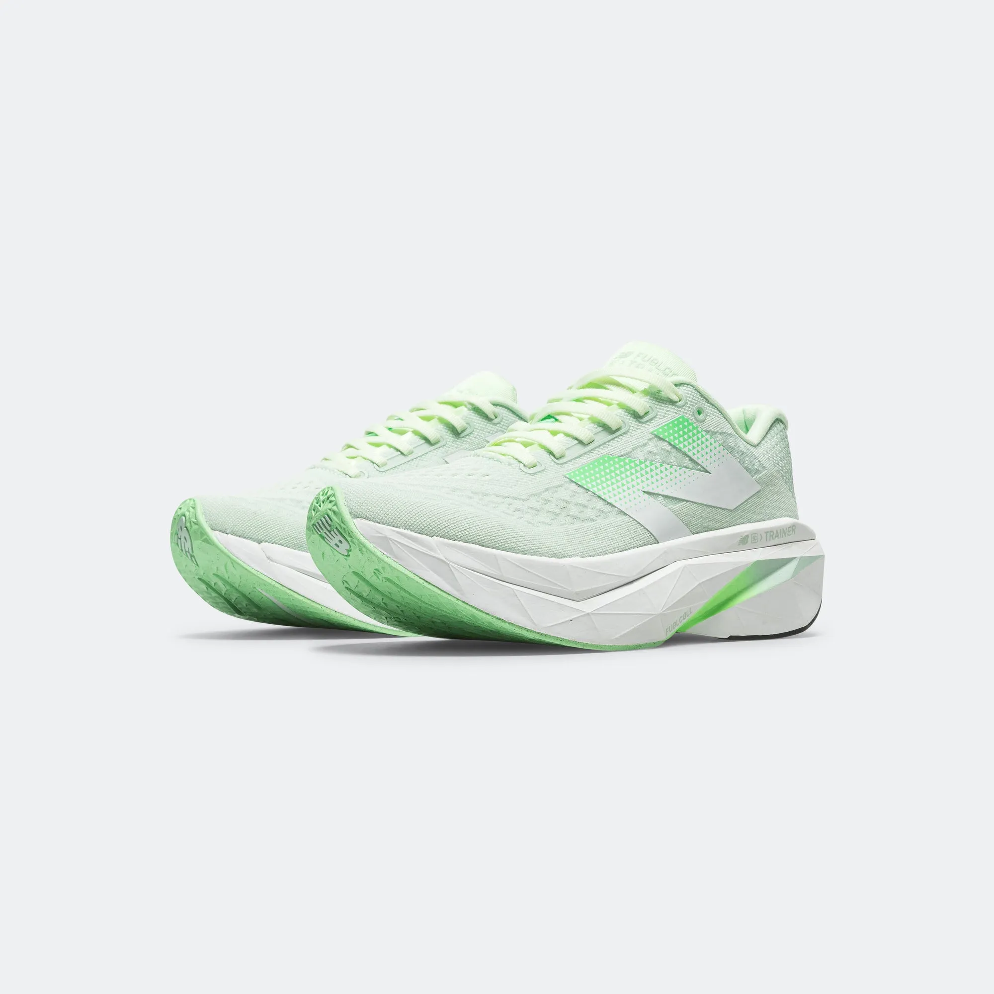 Mens FuelCell SuperComp Trainer v3 - Melon Water/Clay Ash-White